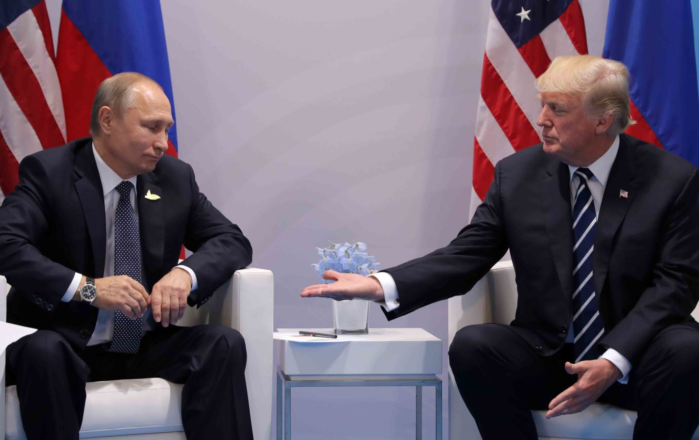 putin-trump-handshake